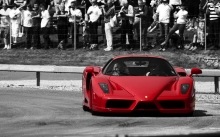  Ferrari Enzo       